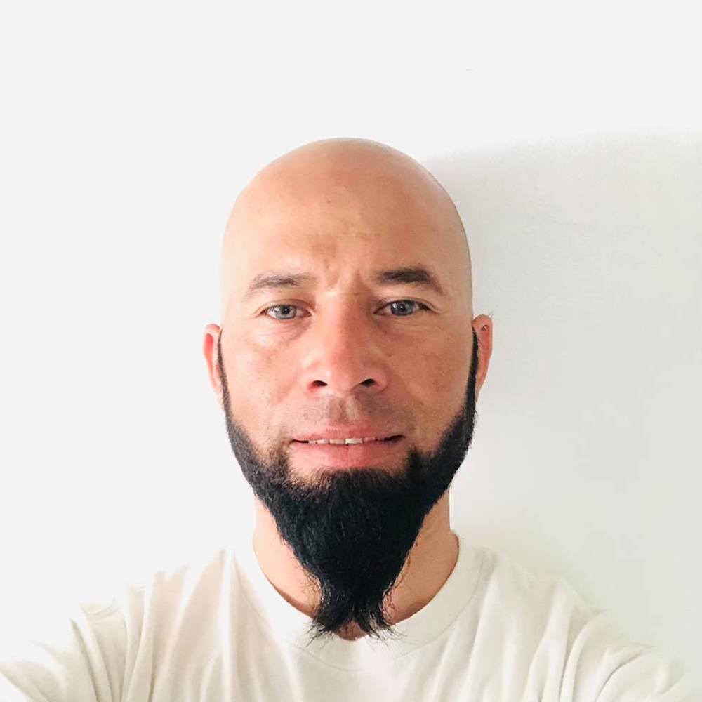 Meet your Posher, Carlos